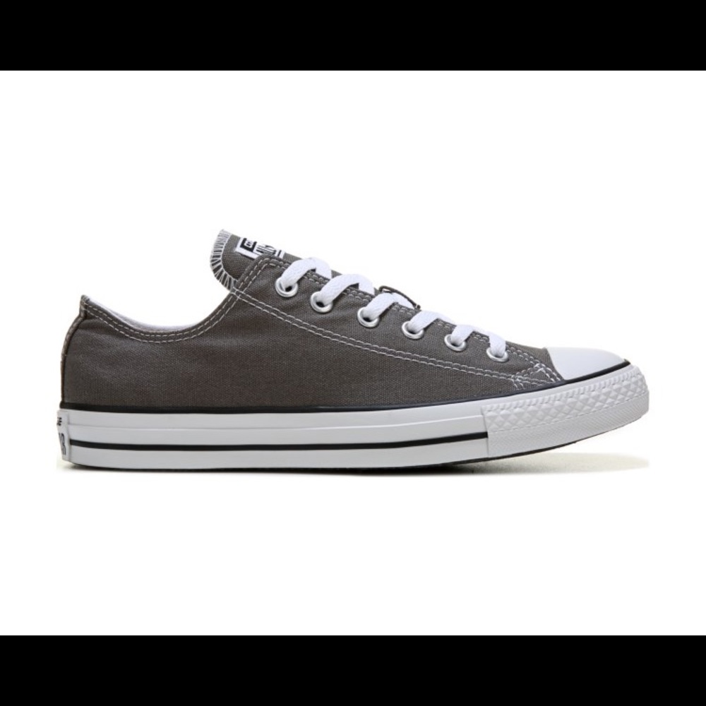 Converse All Star Shoes, Size 7
